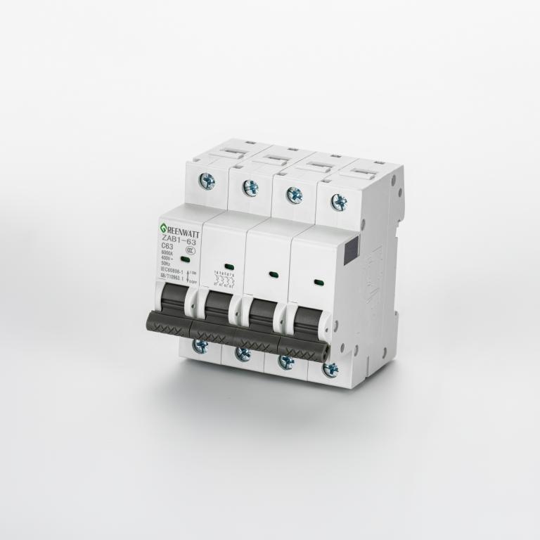 Curve AC-stroomonderbreker C 63A 4P 6kA